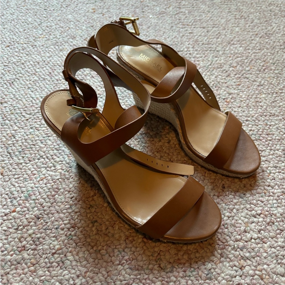 Michael Kors  Wedge Sandals Sz 7